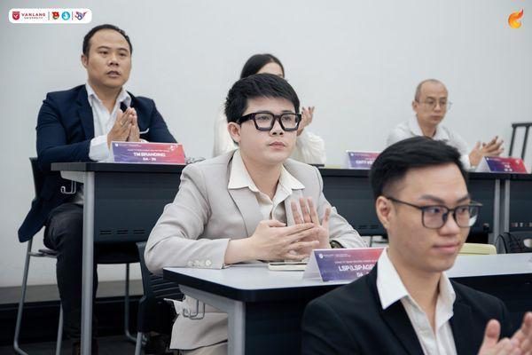Vela Connect X ĐH Văn Lang: Khi Cảm Hứng Kiến Tạo Gặp Gỡ Nhiệt Huyết Tuổi Trẻ - Hình minh họa 4